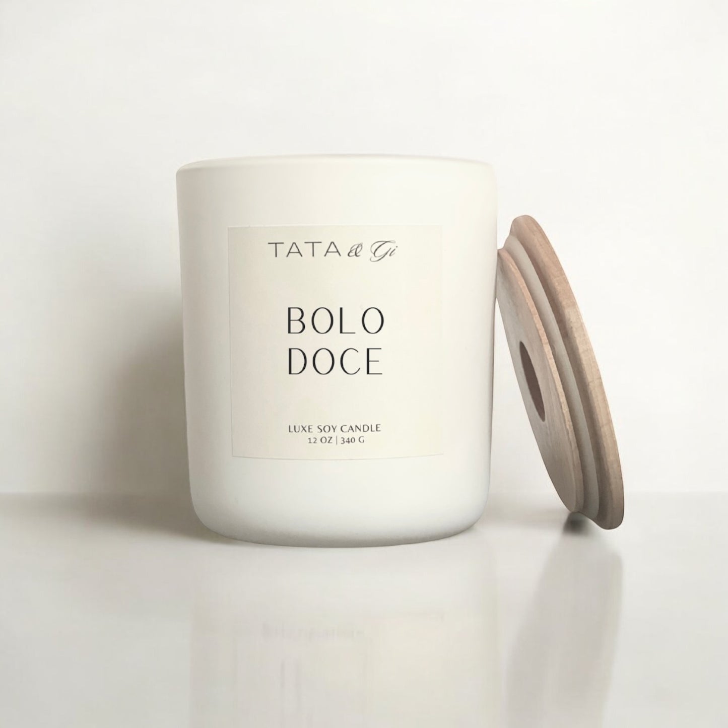 Bolo Doce Signature Alabaster Candle